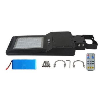 LED Solcellsgatulampa med sensor LED/40W/9,6V IP65 6000K + fjärrkontroll