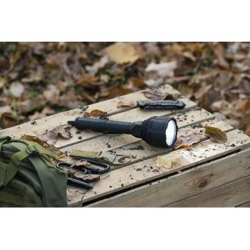 LED Ljusreglerad rechargeable flashlight LED/30W/5V IPX7 3000 lm 6,5 h 8400 mAh