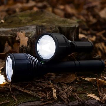 LED Ljusreglerad rechargeable flashlight LED/30W/5V IPX7 3000 lm 6,5 h 8400 mAh